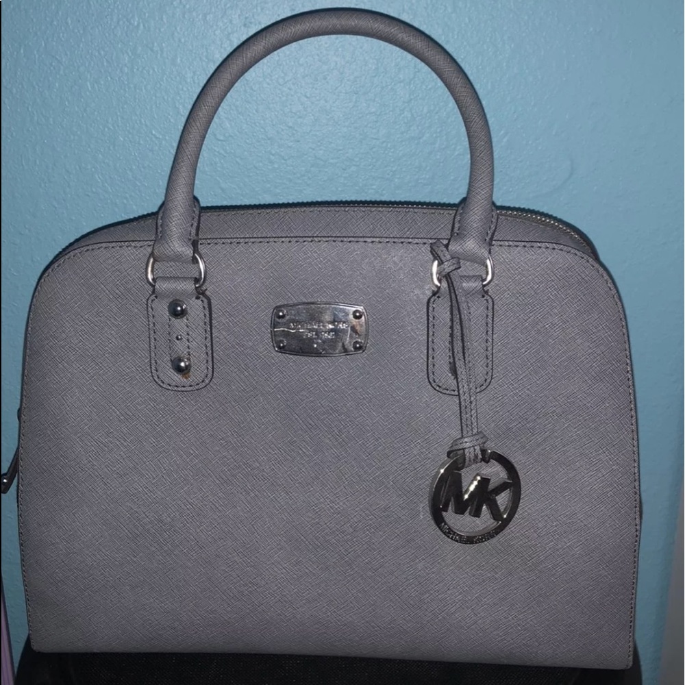 Michael KORs gray handbag